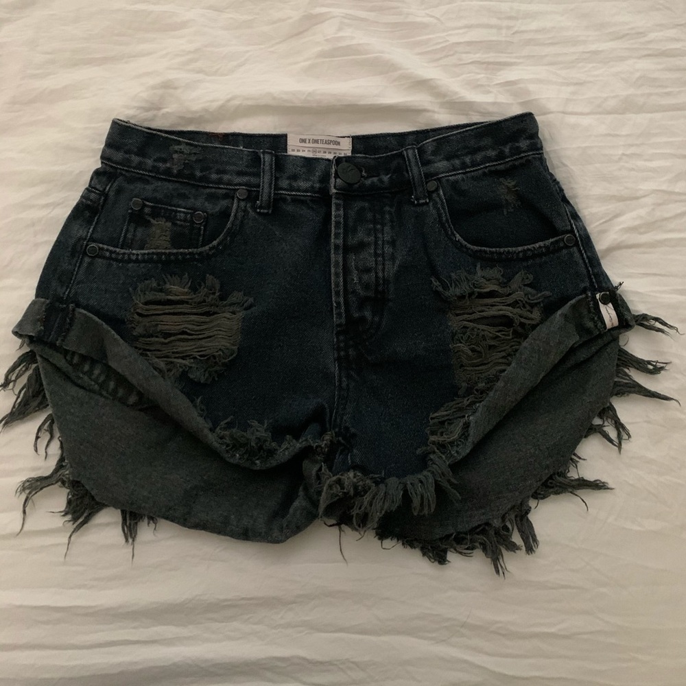 One by One Teaspoon Bandits Shorts